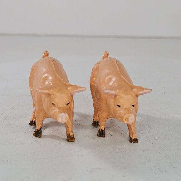 Vintage Plastic Pig Figurines Set Of 2 Farm Animal Miniatures Toy Collectibles - Picture 5 of 9